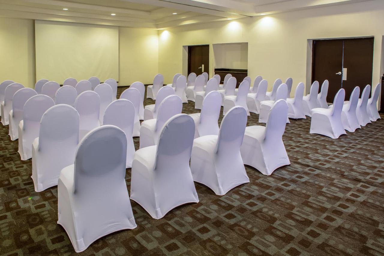Fiesta Inn Tampico Eksteriør billede